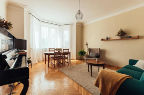 Beach and Park Apartment